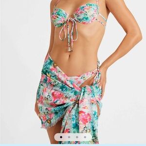 NWT Blackbough Fairy Tale Sarong